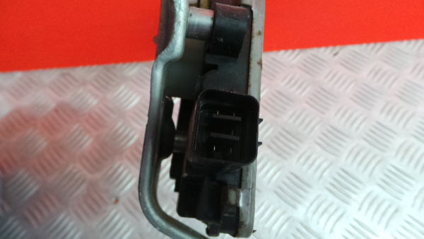 Lève-vitre avant gauche MITSUBISHI Pajero III (V6_W, V7_W) Imagem-6