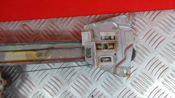 Lève-vitre avant Droite MITSUBISHI Pajero III (V6_W, V7_W) Imagem-4