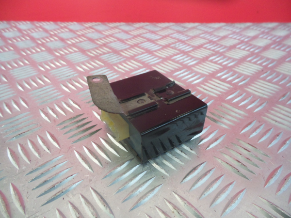 Amplificateur Antenne MITSUBISHI Pajero III (V6_W, V7_W) Imagem-3