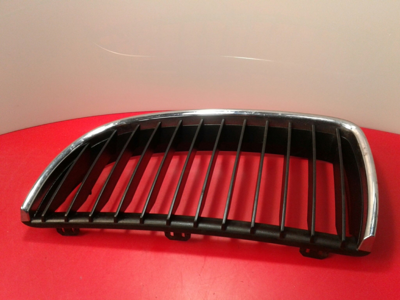 Front grille BMW 3 (E90)