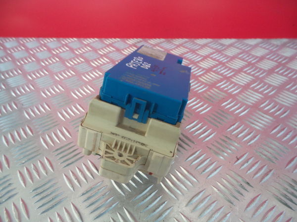 Boîte de fusibles / SAM / BSI MITSUBISHI Pajero III (V6_W, V7_W) Imagem-4