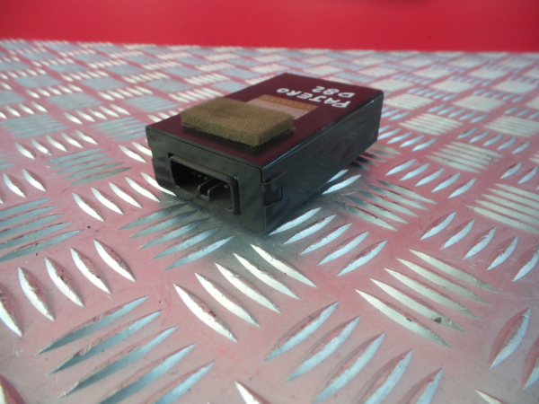 Bouton / interrupteur électromécanique  MITSUBISHI Pajero III (V6_W, V7_W) Imagem-3