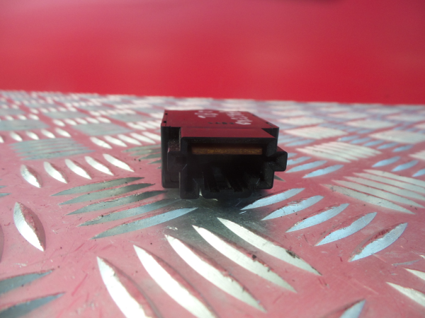 Bouton / interrupteur électromécanique  MITSUBISHI Pajero III (V6_W, V7_W) Imagem-3