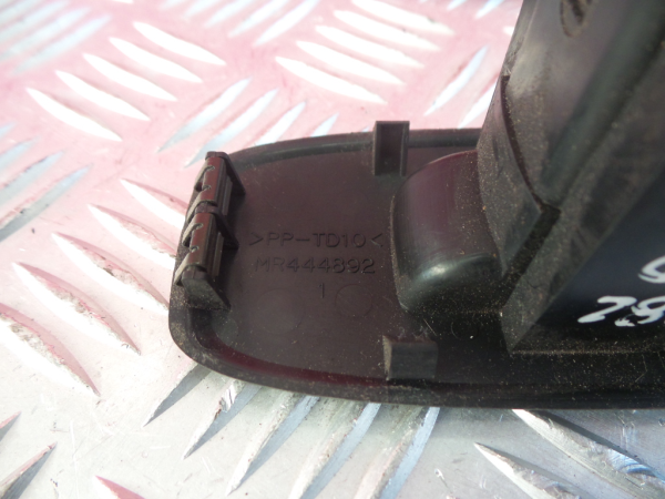 Commande / interrupteur lève-vitre Arrière gauche MITSUBISHI Pajero III (V6_W, V7_W) Imagem-5