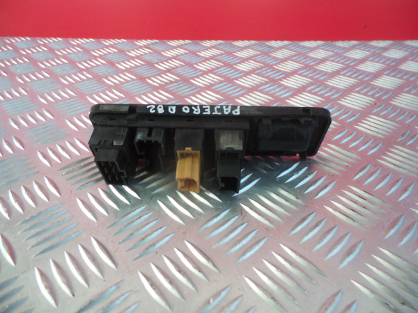 Bouton / interrupteur électromécanique  MITSUBISHI Pajero III (V6_W, V7_W) Imagem-3