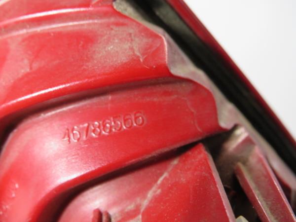 Fanale Destro Baule FIAT Stilo (192_) Imagem-2