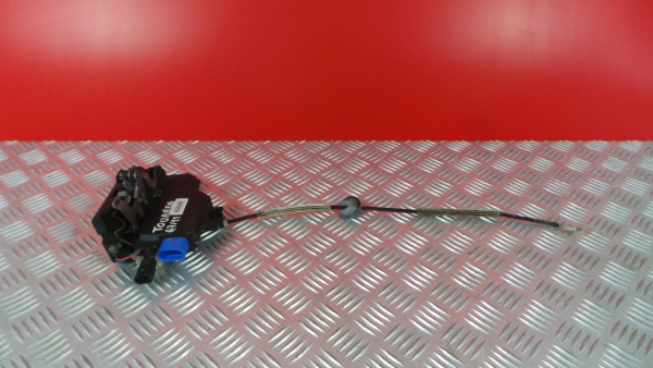 Front Right Door Lock VOLKSWAGEN Touareg (7L)