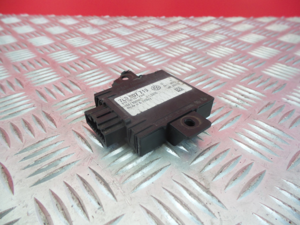 Ignition control unit (immobilizer) VOLKSWAGEN Touareg (7L)