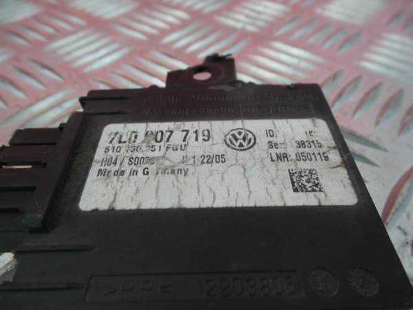 Ignition control unit (immobilizer) VOLKSWAGEN Touareg (7L) Imagem-2
