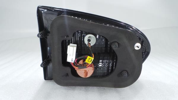 Feu de coffre Droite HYUNDAI H-1 / Starex (A1) Imagem-1