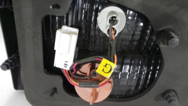 Feu de coffre Droite HYUNDAI H-1 / Starex (A1) Imagem-2