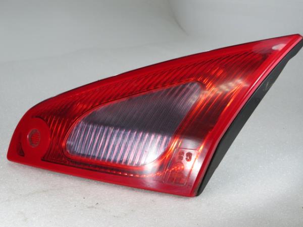 Feu de coffre Droite MITSUBISHI Colt VI (Z3_A, Z2_A) Imagem-2