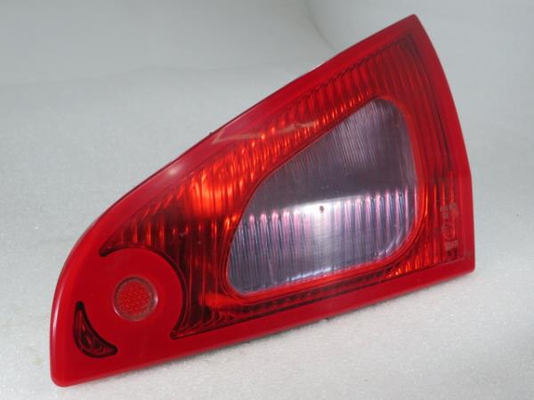 Feu de coffre Droite MITSUBISHI Colt VI (Z3_A, Z2_A) Imagem-1