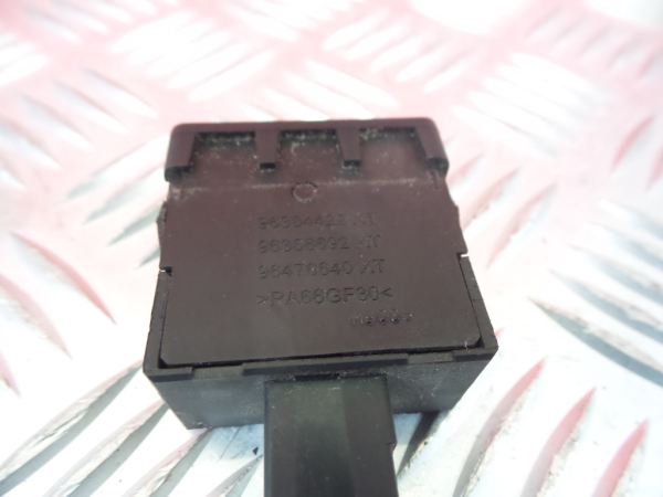 Botón / interruptor electromecánico CITROËN Berlingo (B9) Imagem-2
