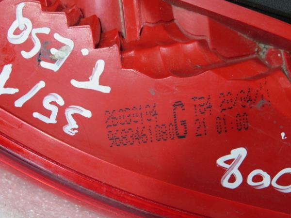 Piloto izquierdo del maletero PEUGEOT 3008 I (0U_) Imagem-5