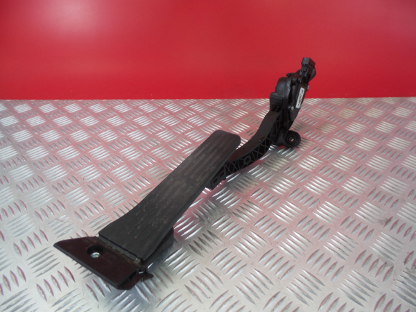 Pedal acelerador HYUNDAI i30 (GD)