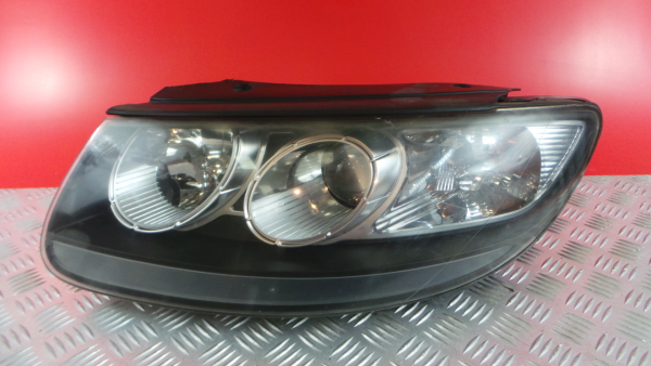Phare avant gauche HYUNDAI Santa Fé II (CM)