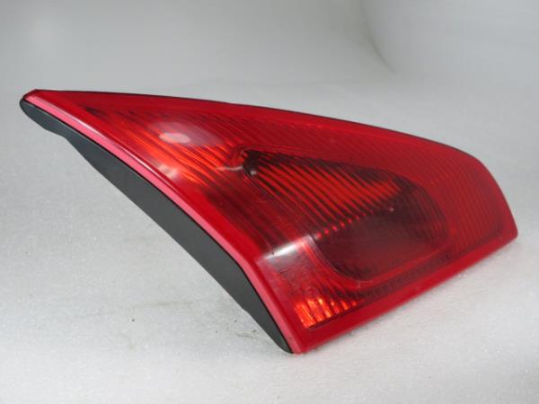 Feu de coffre Gauche MITSUBISHI Colt VI (Z3_A, Z2_A) Imagem-1