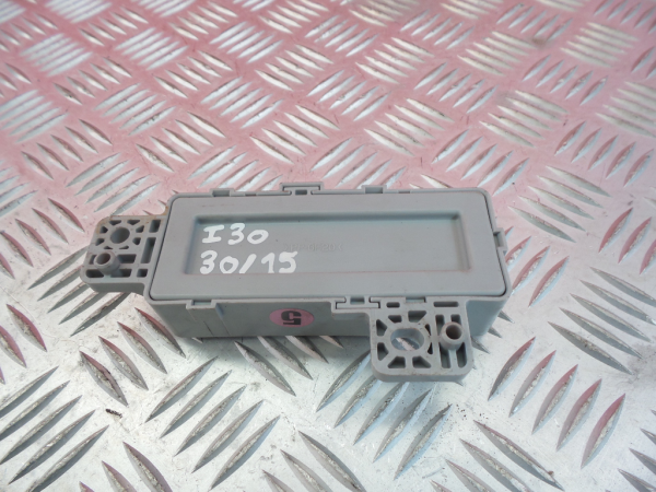 Botão / interruptor electromecânico / relé HYUNDAI i30 (GD) Imagem-2