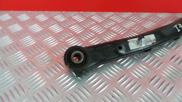 Left rear suspension arm HYUNDAI i30 (GD) Imagem-1