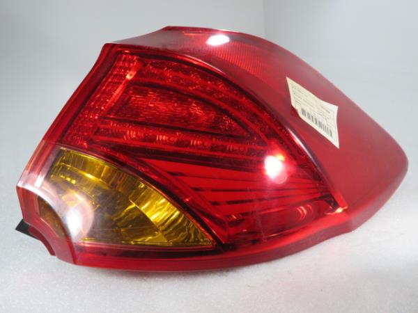 Fanale Destro KIA Ceed (JD) Imagem-1