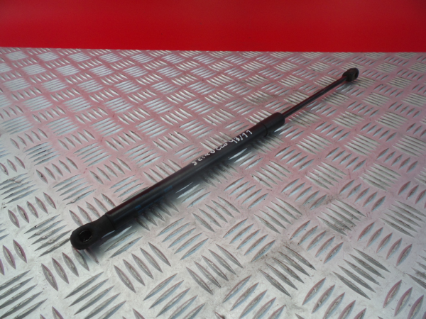 Amortecedor da mala VOLKSWAGEN Scirocco (137, 138)