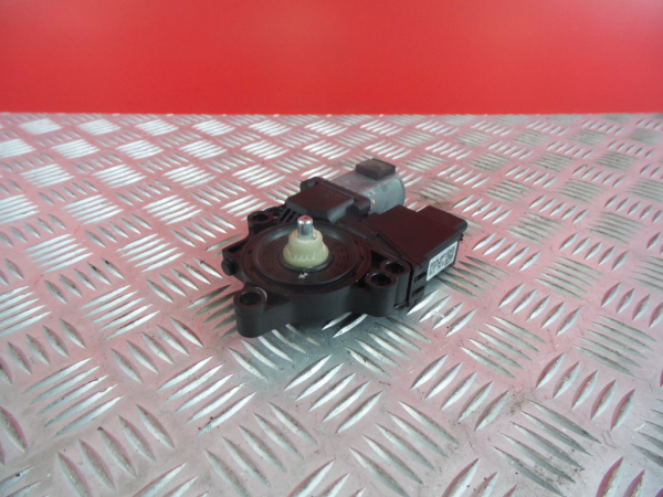 Moteur lève-vitre arrière gauche HYUNDAI i30 (GD)