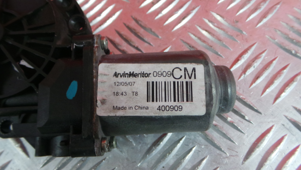 Moteur lève-vitre arrière gauche HYUNDAI Santa Fé II (CM) Imagem-3