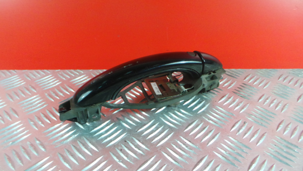 Left rear door handle VOLKSWAGEN Touareg (7L)