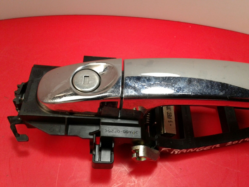 Maniglia porta anteriore sinistra FORD Ranger (TKE) Imagem-1
