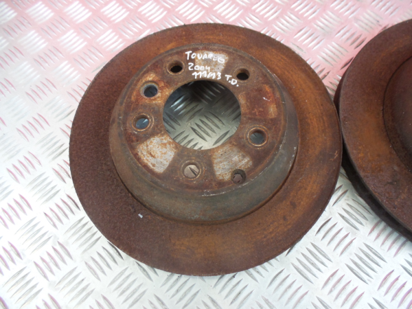 Right front brake disc VOLKSWAGEN Touareg (7L) Imagem-1