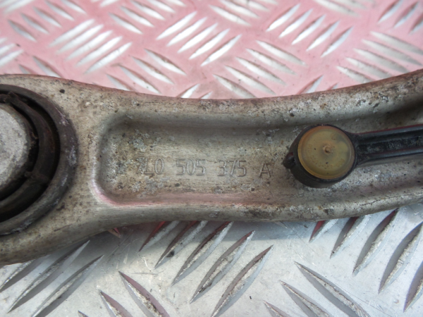Bras de suspension arrière gauche VOLKSWAGEN Touareg (7L) Imagem-3