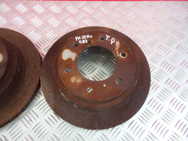 Disque de frein avant Droite MITSUBISHI Pajero III (V6_W, V7_W) Imagem-2