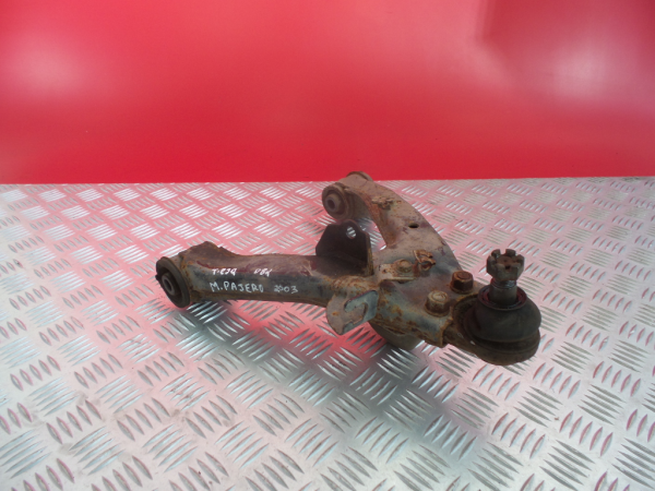 Bras de suspension arrière gauche MITSUBISHI Pajero III (V6_W, V7_W)