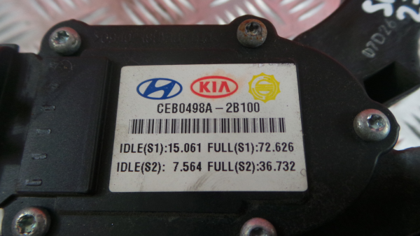 Pedal acelerador HYUNDAI Santa Fé II (CM) Imagem-4