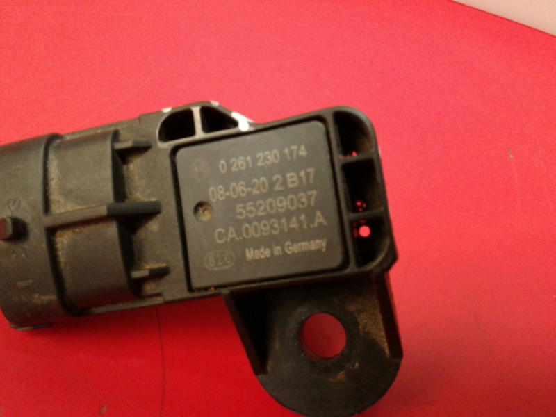 Sensor de pressão do coletor de admissão / sensor MAP ALFA ROMEO Mito (955_) Imagem-1