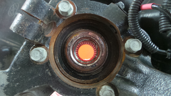 Fusée avant Droite HYUNDAI Santa Fé II (CM) Imagem-1