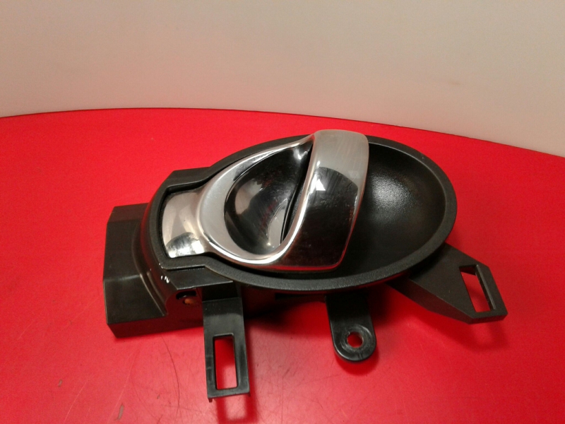 Puxador interior porta trás direito NISSAN Note (E12)