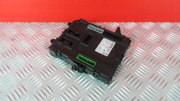 Module de confort RENAULT Megane IV Grandtour (K9A/M_)