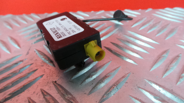 Amplificador Antena RENAULT Megane IV Grandtour (K9A/M_) Imagem-2