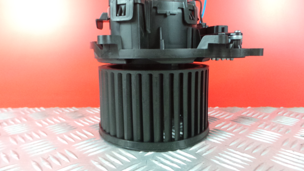 Moteur de chauffage RENAULT Megane IV Grandtour (K9A/M_) Imagem-1