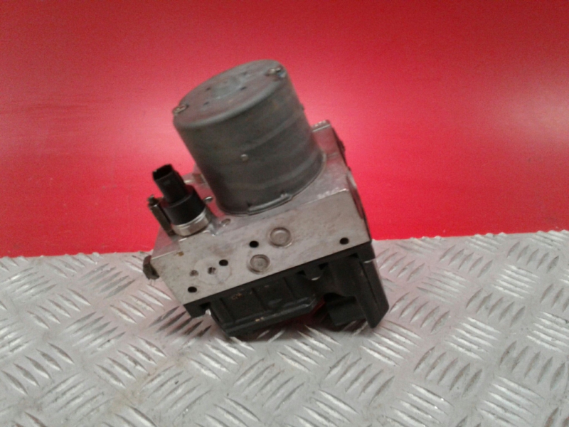 ABS TOYOTA Corolla Hatchback (_E12_) Imagem-2