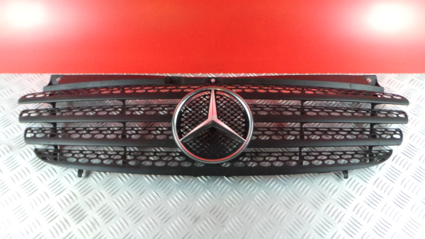 Front grille MERCEDES-BENZ Vito Combi (W639)