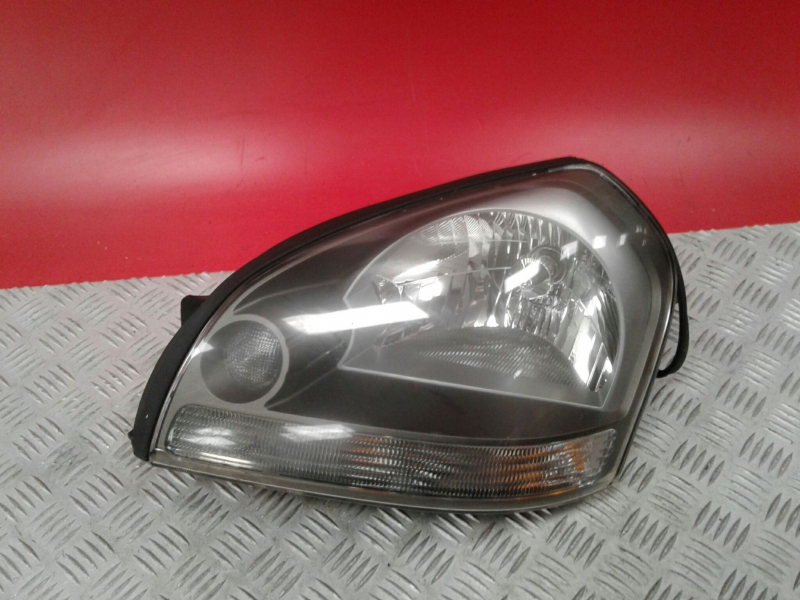 Phare avant gauche HYUNDAI Tucson (JM)