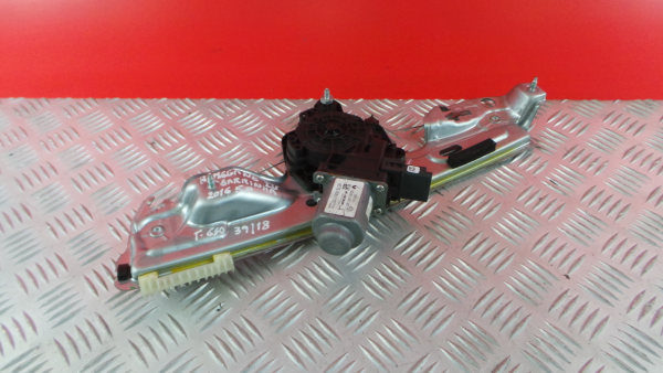 Alzavetro posteriore sinistro RENAULT Megane IV Grandtour (K9A/M_)