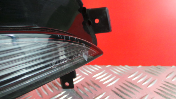 Left front Turn Signal RENAULT Megane IV Grandtour (K9A/M_) Imagem-2