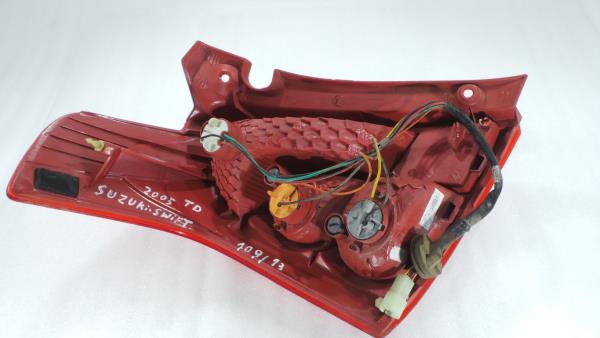 Farolim direito SUZUKI Swift III (MZ, EZ) Imagem-1