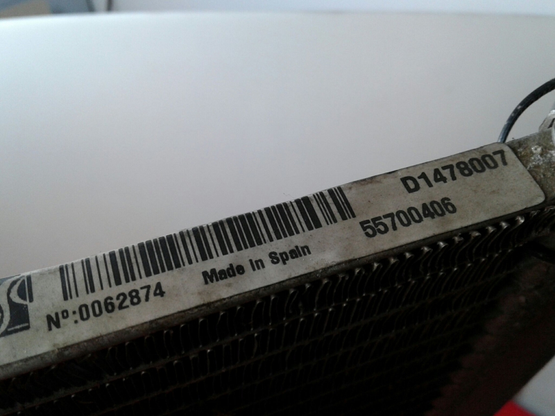 Condensatore aria condizionata (A/C) FIAT Grande Punto (199_) Imagem-2