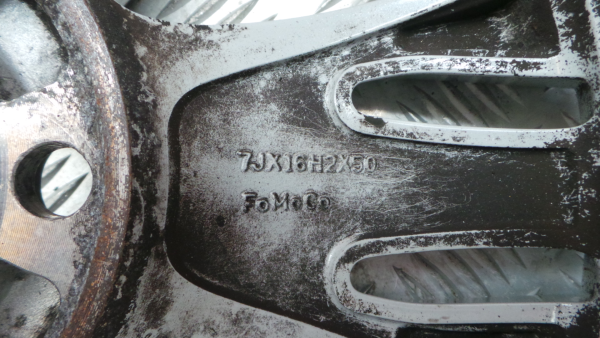 Cerchio Anteriore Destro FORD Focus III Imagem-4