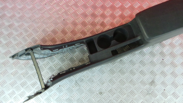 Center console  TOYOTA Corolla Sedan (_E12_) Imagem-2